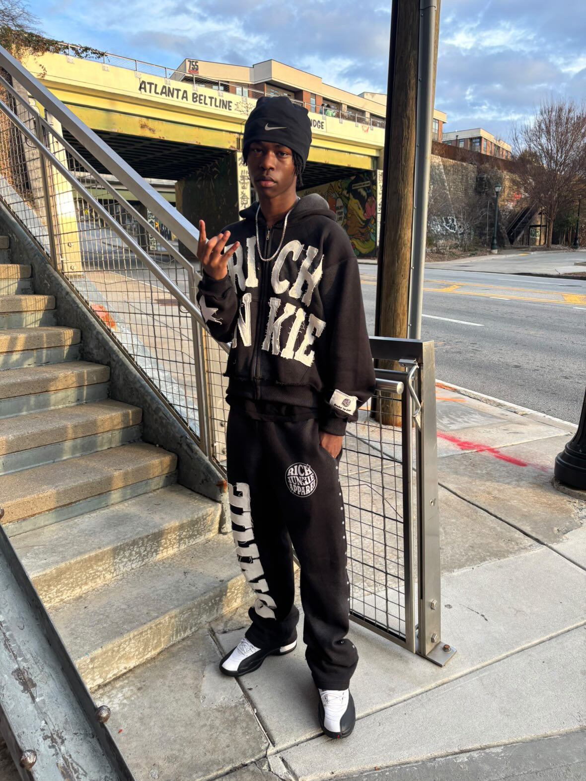 Black "HUSTLE ADDICTION" Zipup