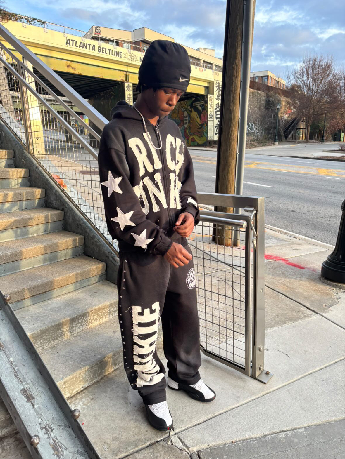 Black "HUSTLE ADDICTION" Zipup